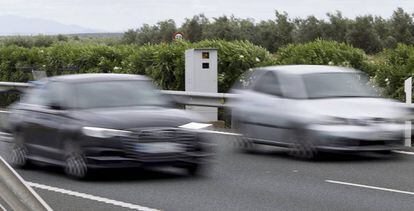 El radar del kil&oacute;metro 29 de la A92, a la altura de Sevilla, uno de los 20 que m&aacute;s recauda de Espa&ntilde;a. 