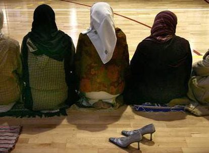 Mujeres con pañuelo islámico en Valencia.