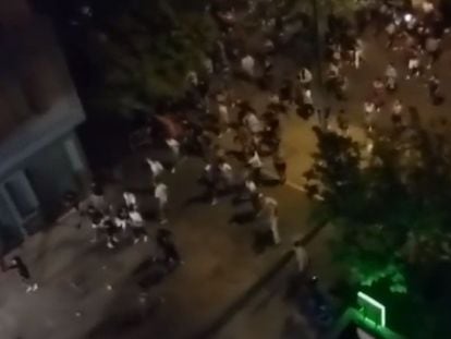 Captura de las imágenes de un vídeo sobre el acto vandálico del pasado miércoles en una novatada en Valencia.