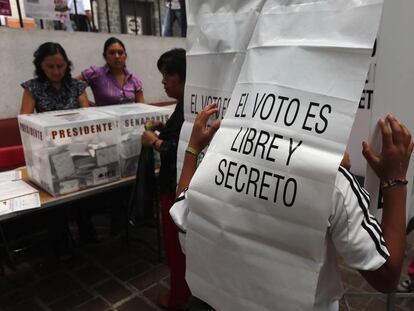 Votantes mexicanos durante las elecciones de 2012. 