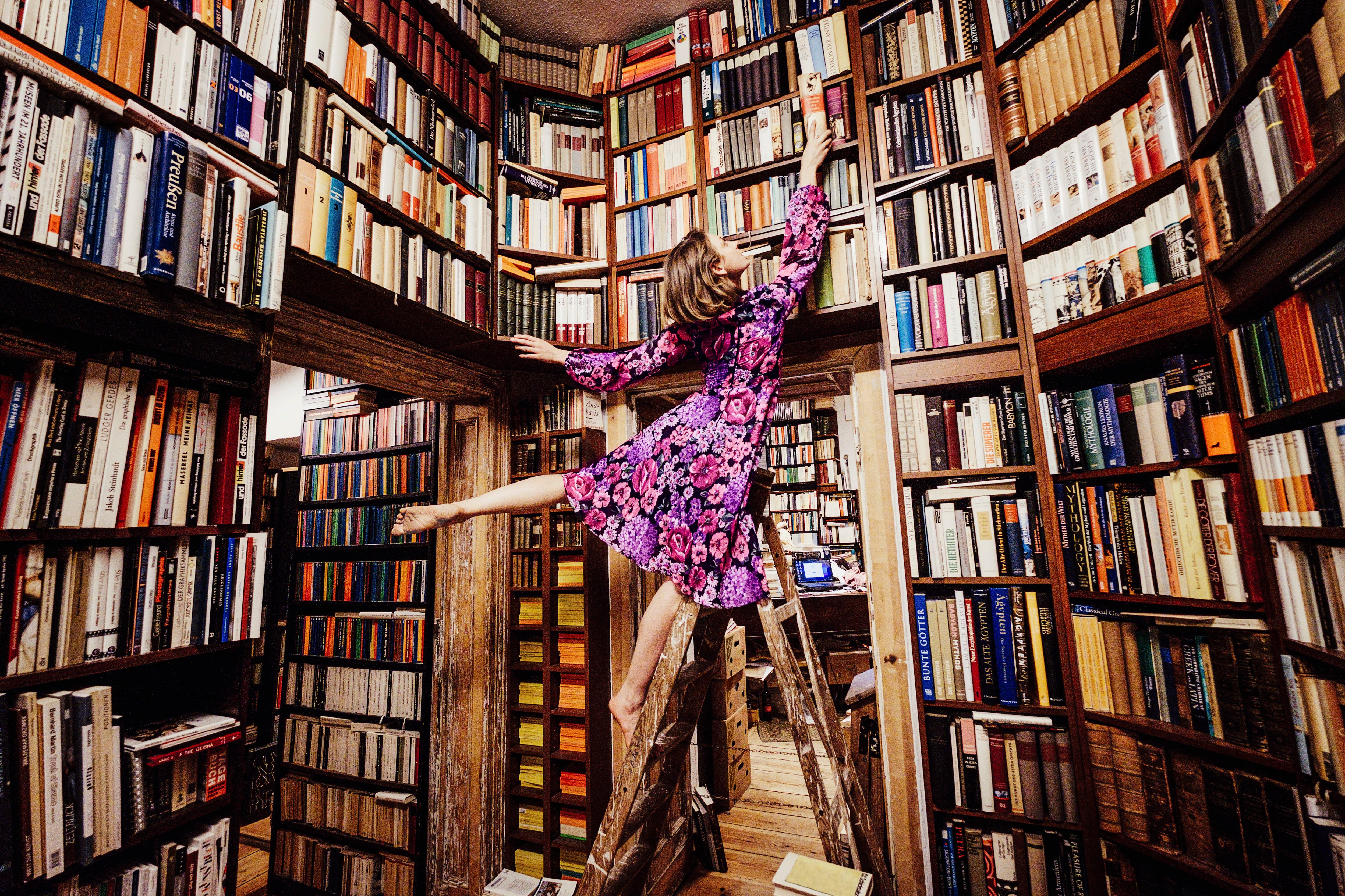 Si no tiene biblioteca, no le hagas el amor