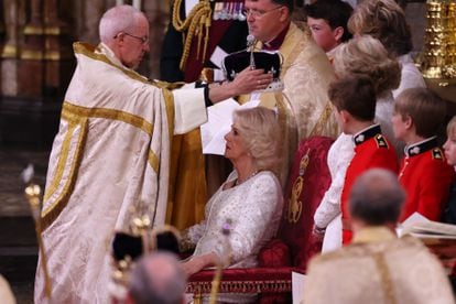 El arzobispo de Canterbury en el momento de la coronación de Camila como reina.