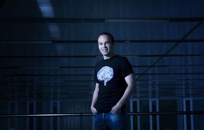Iniesta, tras la entrevista.