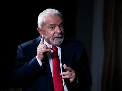 Lula Da Silva, expresidente de Brasil, en el hotel Wellington (Madrid), durante una entrevista para EL PAÍS.