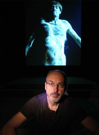 Bill Viola, ayer en su exposición de Girona.