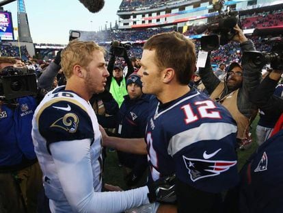 Los mariscales de campo de los Rams, Jared Goff, y Patriots, Tom Brady.