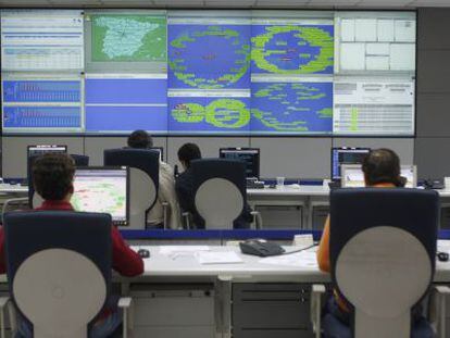 T&eacute;cnicos en el departamento de inform&aacute;tica de la Agencia Tributaria 