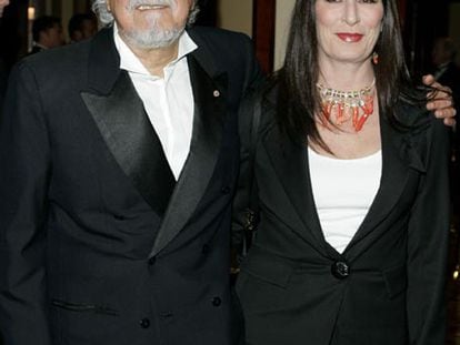 Robert Graham y Anjelica Huston.