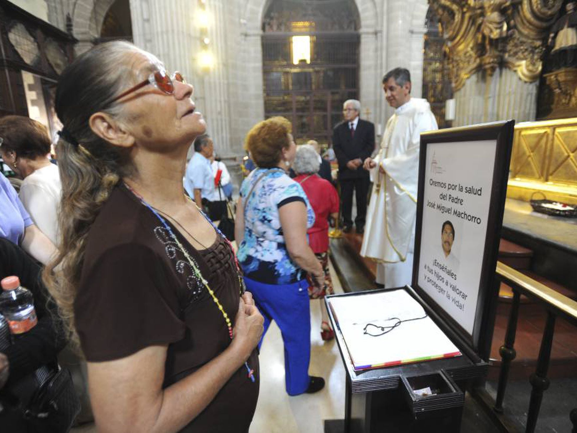 Padre Machorro: Muere el cura apuñalado en la catedral de Ciudad de México  | México | EL PAÍS