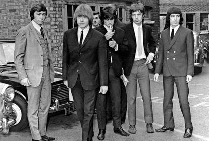 De izquierda a derecha vemos a Charlie Watts, Brian Jones, Keith Richards, Mick Jagger y Bill Wyman.