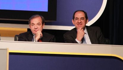 El consejero delegado de ACS, Marcelino Fern&aacute;ndez Verdes, junto al CEO del &aacute;rea de Servicios, Eugenio Llorente.