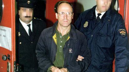El ex etarra José Luis Álvarez en 1999 tras llegar a España desde una cárcel francesa
