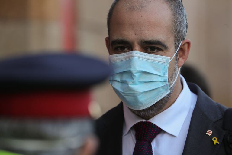 El consejero del Interior, Miquel Buch, llegando la Parlament el pasado 24 de abril.
