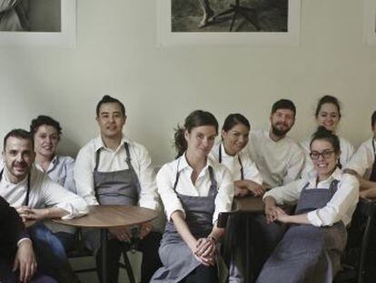 Equipo de empleados del restaurante madrile&ntilde;o La Vaquer&iacute;a. 