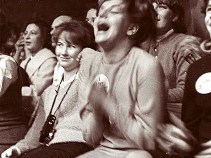 Seguidoras de The Beatles en un concierto en 1964.