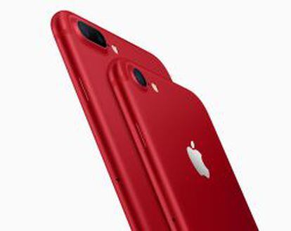 Nuevos iPhones 7 y 7 Plus en color rojo.