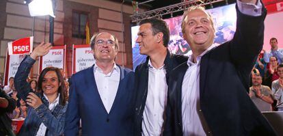 Sara Hern&aacute;ndez, &Aacute;ngel Gabilondo, Pedro S&aacute;nchez y Antonio Miguel Carmona en el inicio de la pasada campa&ntilde;a electoral.  