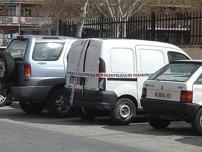 La furgoneta Renault Kangoo, el 11-M, junto a la estación de Alcalá de Henares (Madrid).