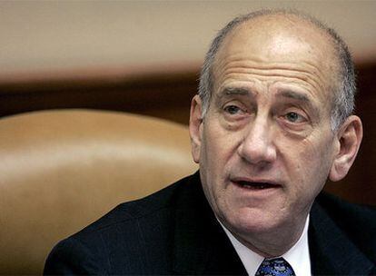 Ehud Olmert, al inicio de la reunión.