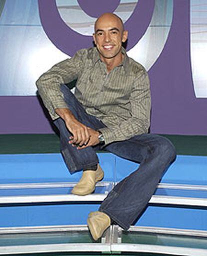 Emilio Pineda, presentador de <i>Enigma animal.</i>