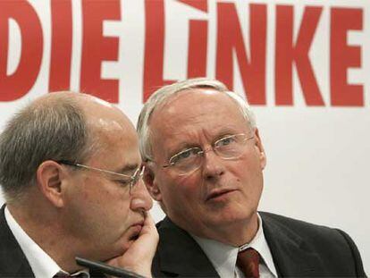 Lafontaine (derecha) y Gysi, líderes del Partido de la Izquierda en Berlín.