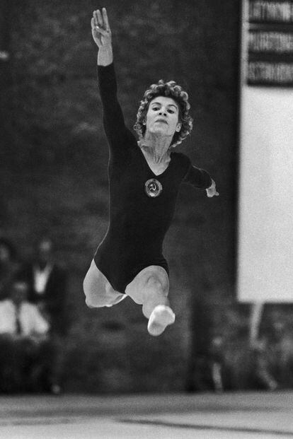 Larisa Latynina es la gimnasta que más medallas ha conseguido en toda la historia de los Juegos Olímpicos. La ucraniana tiene 18 metales: nueve de oro, cinco de plata y cuatro de bronce.
