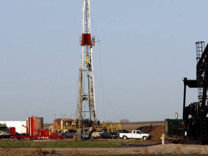 Las petroleras aprovechan en Bolsa la prolongación del pacto de la OPEP