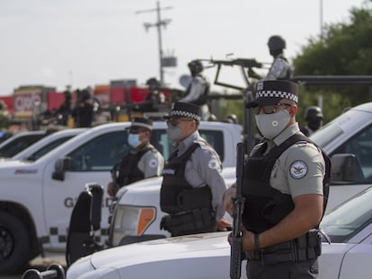 Imagen de archivo de elementos de la Guardia Civil en una de las carreteras de Nuevo Laredo, en el Estado de Nuevo León.