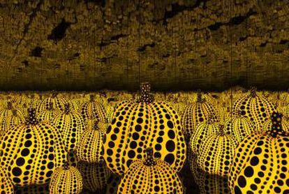 'Pumpkins' (Calabazas), del artista Yayoi Kusama.