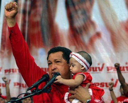Hugo Chávez durante un acto electoral.