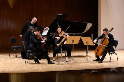 Elisabeth Leonskaja (piano), Krzysztof Specjal (violín), Yulia Deyneka (viola) y Claudius Popp (violonchelo) tocan el Cuarteto con piano op. 25 de Brahms.