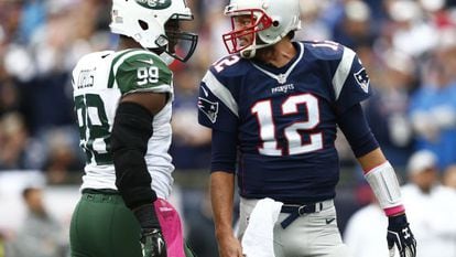 Tom Brady, de los Patriots, y Coples, de los Jets