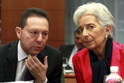 El ministro griego de Finanzas, Giannis Stournaras y la directora gerente del Fondo Monetario Internacional Christine Lagarde