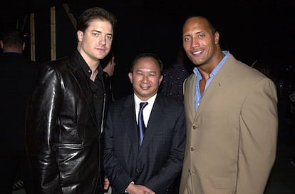 Brendan Fraser, director John Woo and Dwayne Johnson at the 2001 MTV Awards promoting 'The Mummy Returns.'