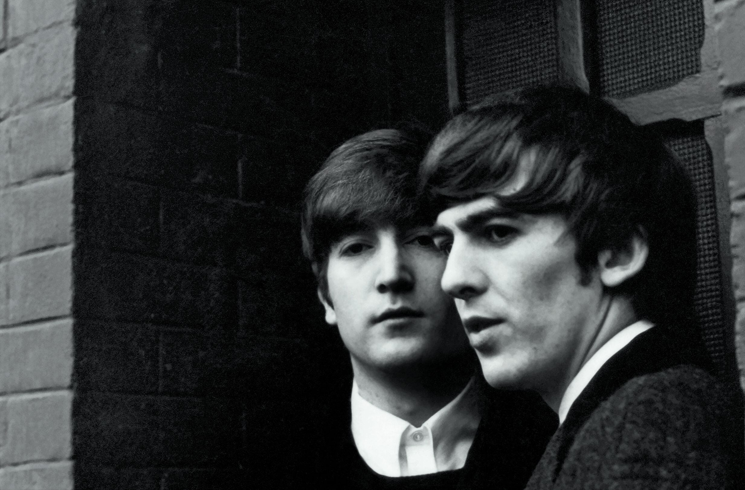 ‘John y George’ (Paris, 1964). Imagen incluida en el libro ‘1964. Los ojos de la tormenta’ (Liburuak, 2023).  