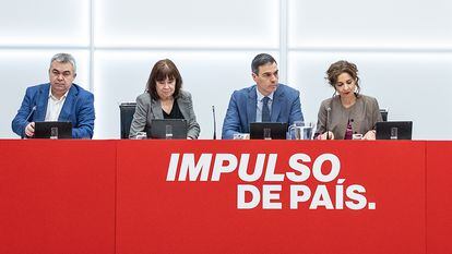 Pedro Sánchez presidía la reunión de la ejecutiva del PSOE en Ferraz, este lunes, tras las elecciones en Galicia, en una imagen del partido.