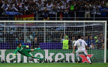 Cristiano lanza el penalti que le da al Madrid la Undécima.