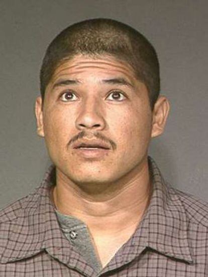 Foto policial de Luis Enrique Monroy Bracamonte.
