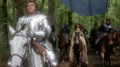 Lancelot y Ginebra en un fotograma de 'Excalibur', de John Boorman, película de 1981.