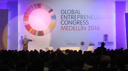 Conferencia durante el GEC 2016 en Medellín, Colombia.