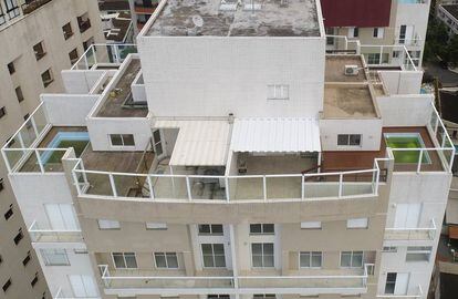 Vista del apartamento atribuido a Lula, junto a la playa de Guarujá, en São Paulo