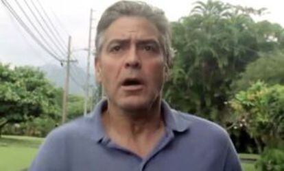 George Clooney en un fotograma de 'Los descendientes'.