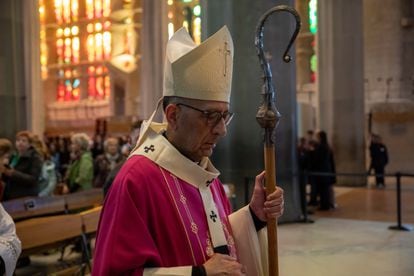 El cardenal arzobispo Juan José Omella oficia la misa rociera en la Sagrada Familia de Barcelona el pasado 18 de marzo de 2023.