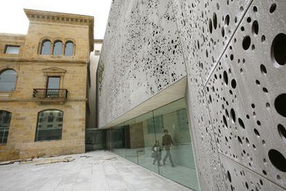 Fachada de la ampliación del Museo San Telmo de San Sebastián realizada por Nieto y Sobejano.