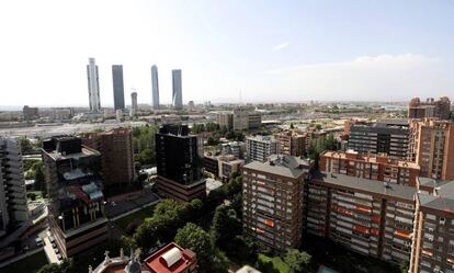 Vista general de las cuatro torres y el espacio donde arrancará la Operación Chamartín