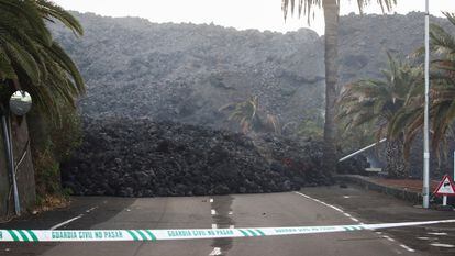 El frente de una de las coladas de lava en La Laguna.