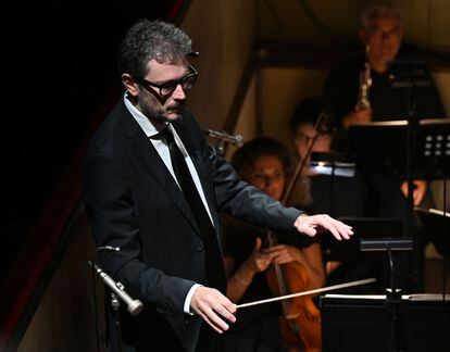 Sebastiano Rolli, al frente de una orquesta exigua, ofreció una lectura plenamente teatral de 'Il trovatore'.