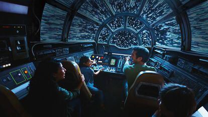 La principal atracción de la nueva zona de Disneyland dedicada a Star Wars será un viaje simulado en el Halcón Milenario.