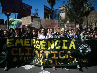Manifestació d'estudiants contra el canvi climàtic el 15 de març a Barcelona.