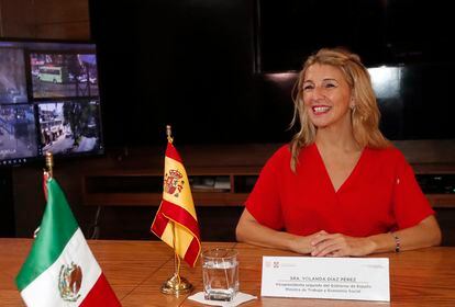La vicepresidenta Yolanda Díaz, este miércoles durante una reunión con la jefa de Gobierno de Ciudad de México, Claudia Sheinbaum, en la capital mexicana.